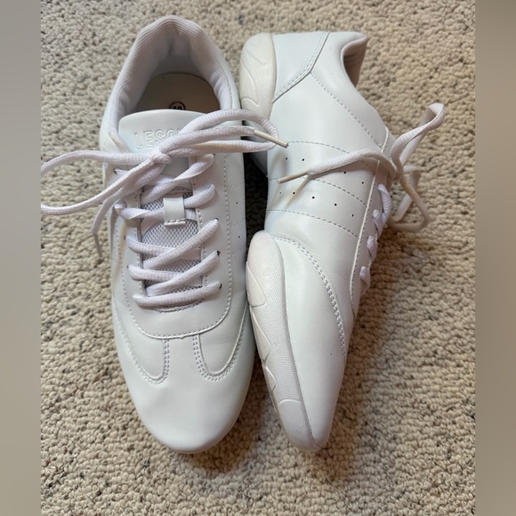 Lesove White Athletic Sneakers with Laces Sz 40 Sz 9 - Picture 3 of 6